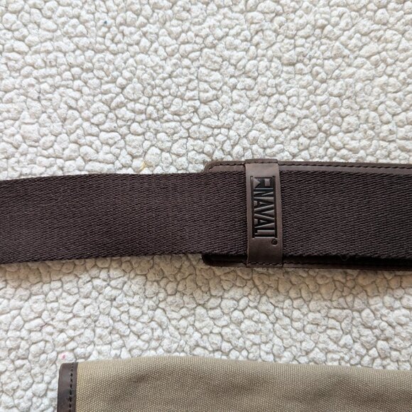 Canvas & Leather Messenger Bag - Picture 2 of 4